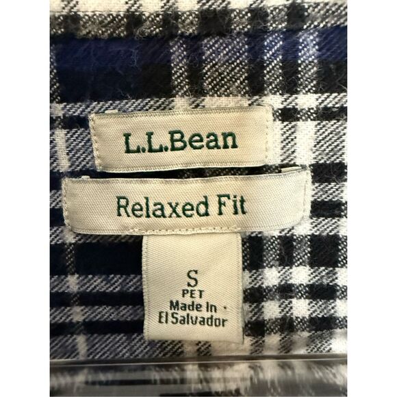 L.L. Bean Women's Scotch Plaid Flannel Shirt, Relaxed Small Petite Ranch Western - Picture 2 of 4